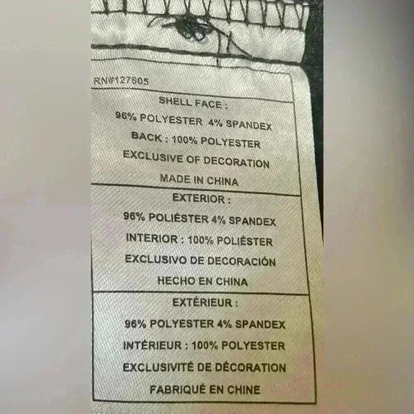 Reebok Youth Boys Black Lightweight Jacket Size XL  18-20 School Outdoors Winter - Picture 4 of 9